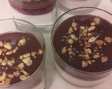 Foto del paso 4 de la receta: Copa tricolor de coco, frambuesas y chocolate