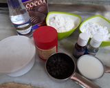 A picture of step 1 of Red velvet chocochips muffins.