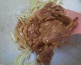 Foto langkah ke 5 dari resep Sayur Bening Bayam Merah dan Slice Beef Tumis Simple.