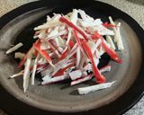 Foto del paso 3 de la receta: Sunomono de Surimi y Pepino ~Ensalada a la Vinagreta Estilo Japonés~