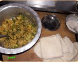 A picture of step 4 of Fried Bread Samosa.