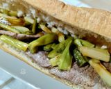 Foto del paso 5 de la receta: Bocadillo de carne de caballo con ajos tiernos y ajoaceite