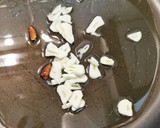 Foto del paso 2 de la receta: Mejillones al Pimentón (Tiberios)