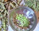 A picture of step 1 of Fresh Tuvar Chutney.