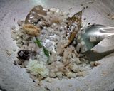 A picture of step 2 of Methi Matar Pulav.