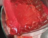 A picture of step 6 of Fruit and Jelly Custard.