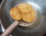 A picture of step 6 of Chatpati papdi.