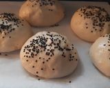 Foto del paso 7 de la receta: Bollitos simples y de quesillo