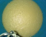 A picture of step 4 of Apple cake.