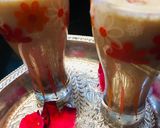 A picture of step 4 of Thandai with rose petals.