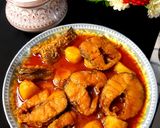 সিদ্ধ আলু দিয়ে শৈল মাছের তেল ঝাল রেসিপির ধাপ 3 ছবি