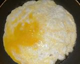 A picture of step 1 of Fried eggs.
