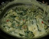 Foto del paso 2 de la receta: Empanadas de acelga y empanadas de carne