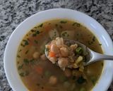 Foto del paso 4 de la receta: Caldo de Quinoa y Garbanzos