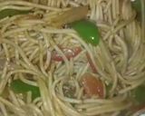 A picture of step 4 of Vegetables chowmein.