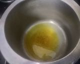 A picture of step 1 of Soya chunks mini rice.
