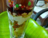ফ্রুটি নাটি পারফেট (Fruity Nutty Parfait recipe in Bengali) রেসিপির ধাপ 4 ছবি