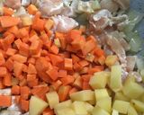 Foto langkah ke 3 dari resep Japanese Chicken Curry 🍛.