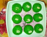 A picture of step 6 of Lauki ke ladoo.