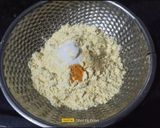 A picture of step 2 of Mumbai Style Batata Vada.
