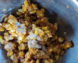 A picture of step 2 of Crispy Corn 🌽 with fried Garlic 🧄.