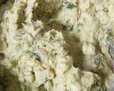 A picture of step 2 of Moong dal n besan pakoda.