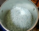 Hình bước làm 2 của món Xôi hoa đậu biếc - gà chiên nước mắm