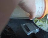 Brokkolikrémleves recept fázis 7 fotója