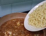 Foto langkah ke 6 dari resep Mie Rebus Tanggal Tua.