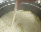 A picture of step 5 of Mdm Lidia's Buttery Chicken Rice.
