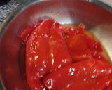 Foto del paso 3 de la receta: Tortillitas rellenas con mortadela con nuez (Las Dinas)