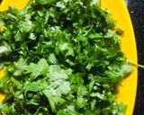 A picture of step 1 of Coriander Lime soup.