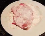 A picture of step 3 of Jager-Schnitzel.