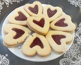 A picture of step 2 of 💗Linzer Cookies💗.