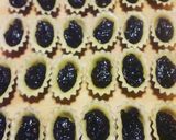 A picture of step 5 of Bocconotti Abruzzesi.