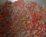A picture of step 5 of Qeema macroni.