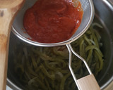 Foto del paso 3 de la receta: Tacos de nopalitos adobados