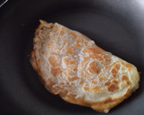 Foto del paso 3 de la receta: Crepes🌯 de queso🧀 y jalea🍯 de guayaba🫒🧇🥞