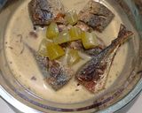 Foto langkah ke 5 dari resep Ikan Santan Belimbing.