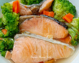 Foto langkah ke 4 dari resep Sup Ikan Salmon Brokoli dan Wortel MPASI 1 Tahun +.