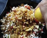 A picture of step 2 of Churmuri.