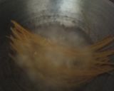 Foto langkah ke 1 dari resep Spaghetti Bolognese Simple.