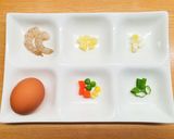鳳梨蝦仁蛋炒飯的食譜步驟1照片