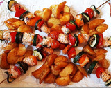 Foto del paso 3 de la receta: Brochetas de salmón al grill con verduras
