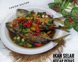 Foto langkah ke 4 dari resep Ikan Selar Kecap Pedas.