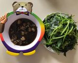 Hình bước làm 2 của món RAU LUỘC - Kho quẹt tốp mỡ ^^