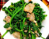 Hình bước làm 3 của món Cải ngồng xào tóp mỡ