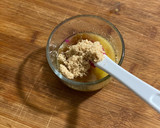 A picture of step 3 of Mashed Acorn Squash.