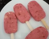 Foto del paso 4 de la receta: Paletas de chocolate rellenas de bizcochuelo
