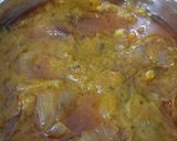 A picture of step 9 of Malai Pyaj Curry.